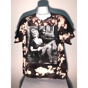 UNISEX Distressed Tupac/Marilyn Monroe ‼️